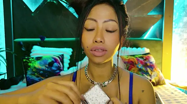 ElyaQuinn's Live XXX Chat