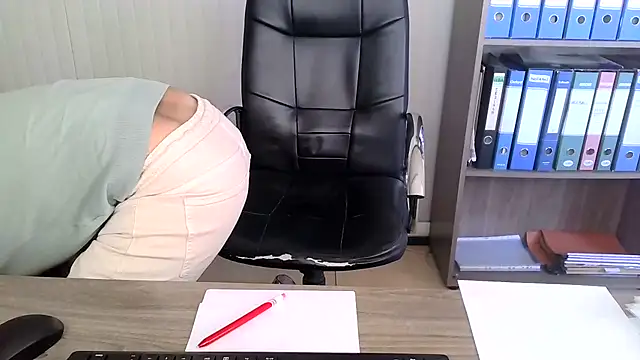 Evasionee – Naživo XXX chat