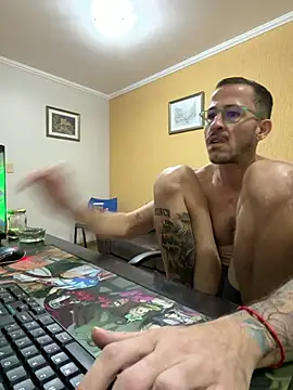 MeladoDiMel's Live XXX Chat