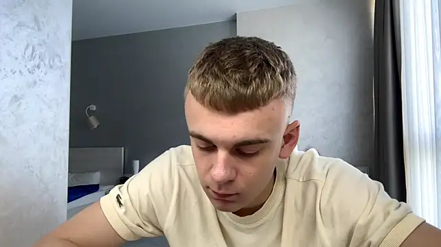 SoloFury Live XXX-chat