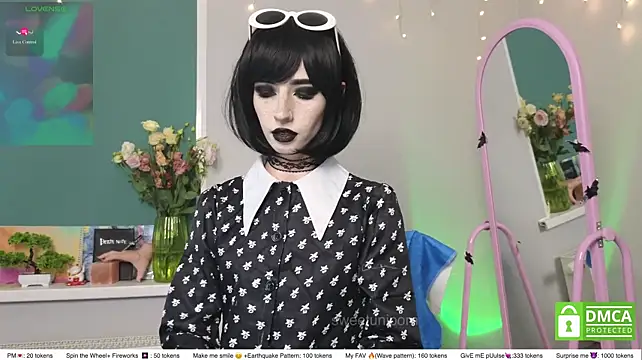 sweetuniporn's Live XXX Chat