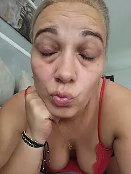 PalomaDesireee's Live XXX Chat