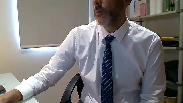 צ'אט XXX בשידור חי של 66MA69