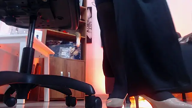 Chat XXX en directo de Keilathompson