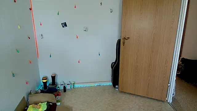 hei_69 XXX чат на живо