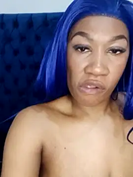 Chatroom XXX en direct de PuneeeLucee