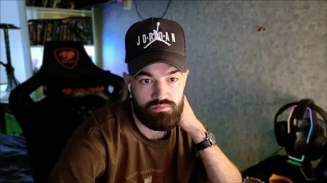 Chat +18 de _Serious_Man ao vivo