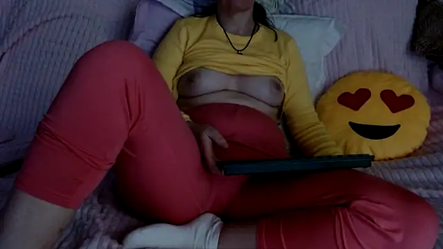 LucyXGold Chat XXX live