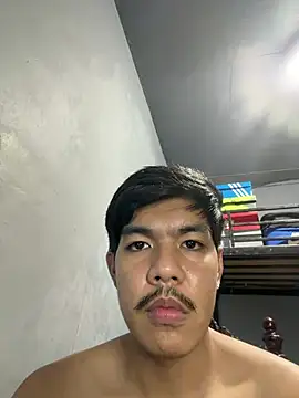 Dylannn_30 Live XXX-Chat
