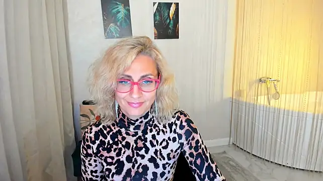 Chat +18 de MuseOfStage ao vivo