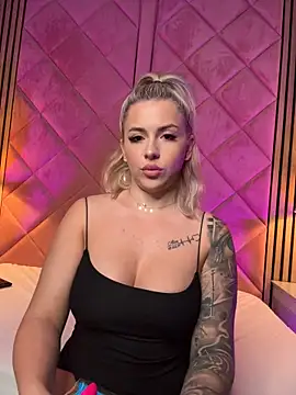 IveySin Chat XXX live