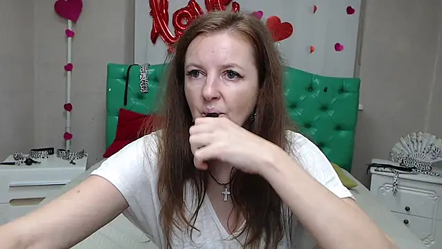 Živý XXX chat MeganPirs