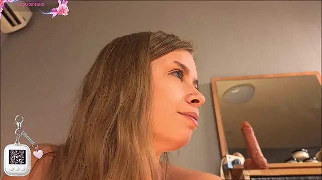 دردشة LollaStich الجنسية المباشرة