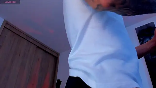 Santos_ramirez1のライブXXXチャット