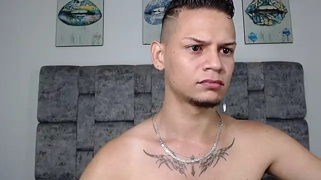 axcel_boy_ live XXX chat
