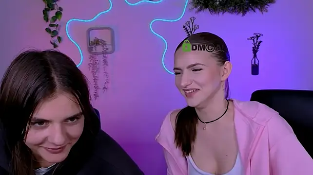 lisa_dark_ Obrolan Langsung XXX
