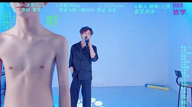 AWM-001 即時 XXX 聊天