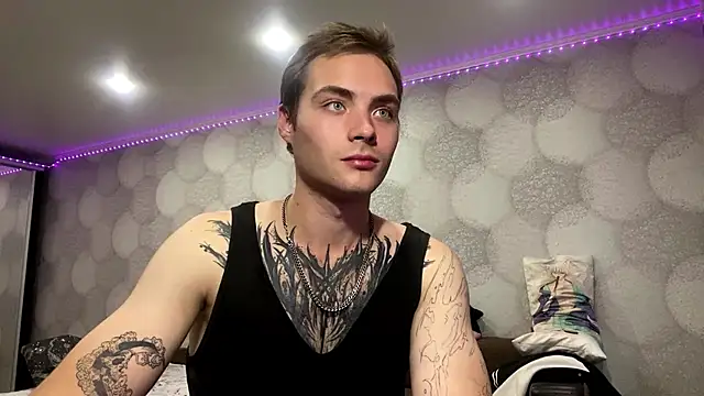 ErnestTarlet – Naživo XXX chat