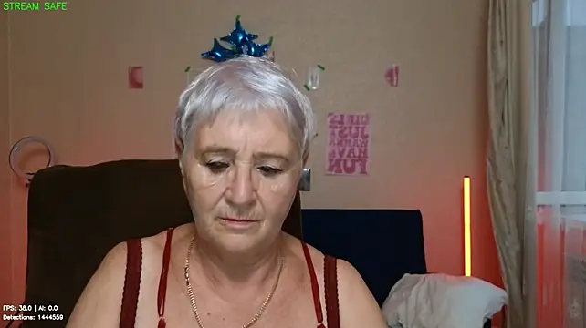 Sandra_Snowflake 现场XXX聊天