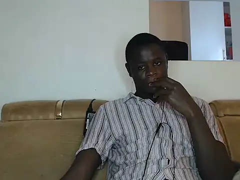 Chat +18 de jilani_jay ao vivo