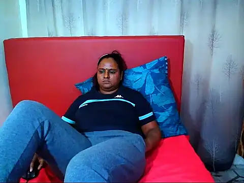 Indian_sunshine Adlı Modelin Canlı XXX Sohbeti