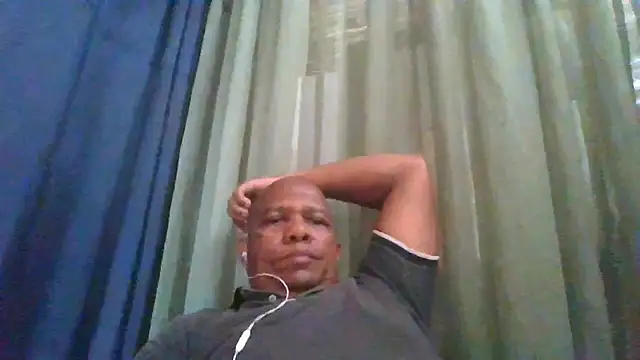 bigblackcock75 XXX чат на живо