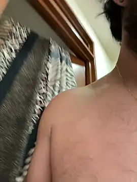 Czat XXX na żywo – MichaelBear_21