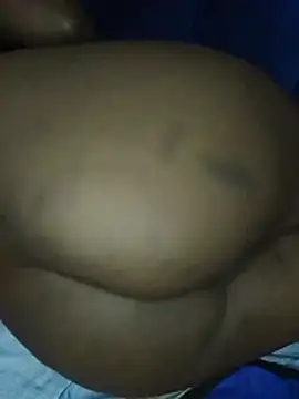 צ'אט XXX בשידור חי של africanpussy22