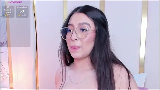 Онлайн чат XXX KamilaVegga