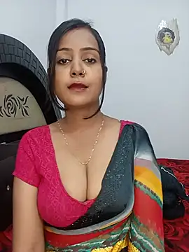Miss-Riyasingh Adlı Modelin Canlı XXX Sohbeti