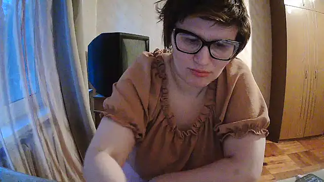 XXX chat uživo modela Jolinaha