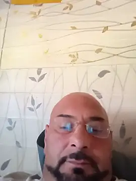 igor44oo Chat XXX live