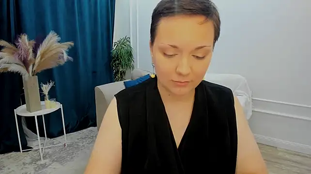 Chat XXX en directo de GoldenHazee
