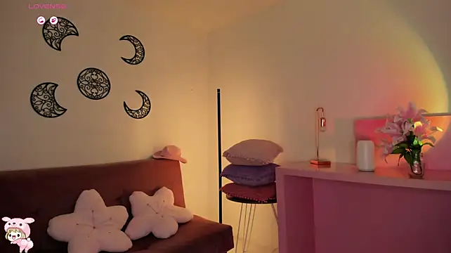 دردشة Hey_lucy__ الجنسية المباشرة