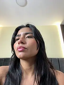 Chat XXX ao vivo de AriaJoy_