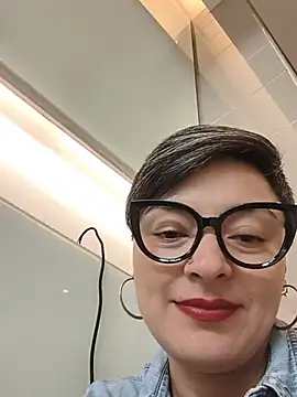 kat_paradise's Live XXX Chat