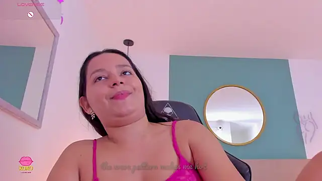 lucy_blue28 live XXX chat