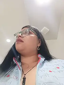 SOFI__10 লাইভ XXX চ্যাট