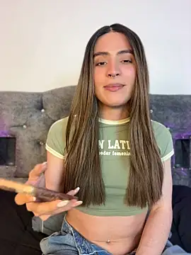 Chat XXX en directo de Lottus_fire