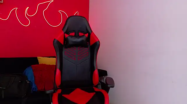 Mike_savage3 XXX чат на живо