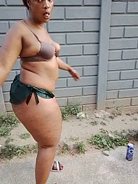 Thickbootykim Chat XXX live
