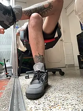 AlphaMasterXxx 라이브 XXX 채팅