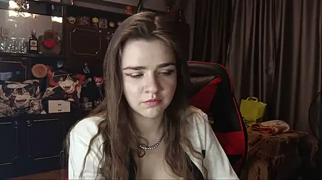 QueenBeatrice Chat XXX live