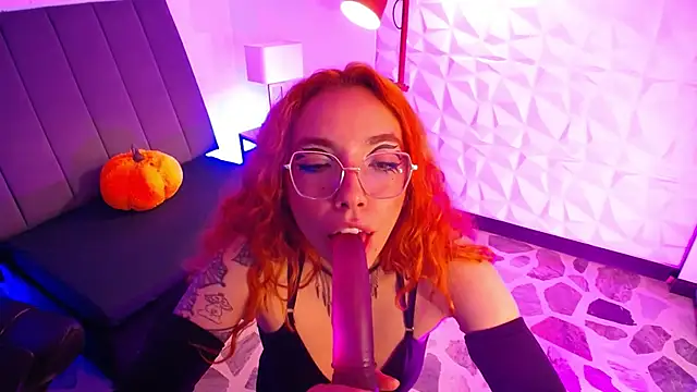 mere_in_redd live XXX chat
