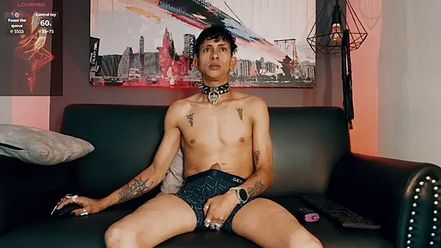 Maximoking26's Live XXX Chat