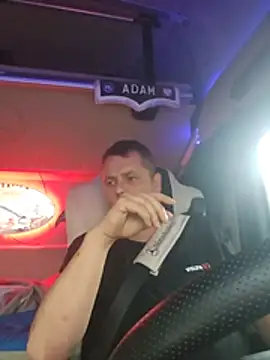 adas-: απευθείας συνομιλία ΧΧΧ