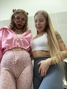 Liza_riskyn Webbikameraesitys