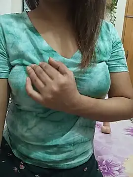 Tanha18n Live XXX chat
