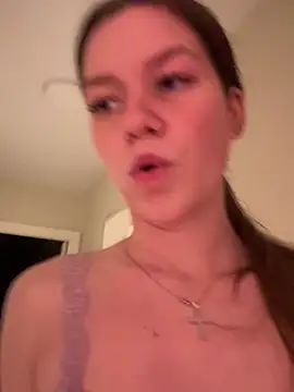 Chat +18 de PeachCheeks_ ao vivo