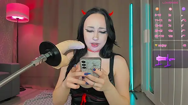 دردشة Juicy_Vikki الجنسية المباشرة